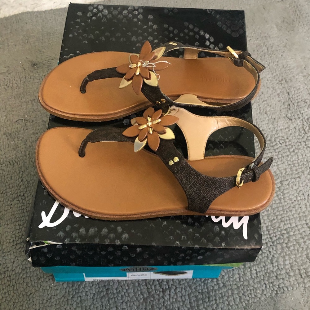 Gently work Michael Kors sandals